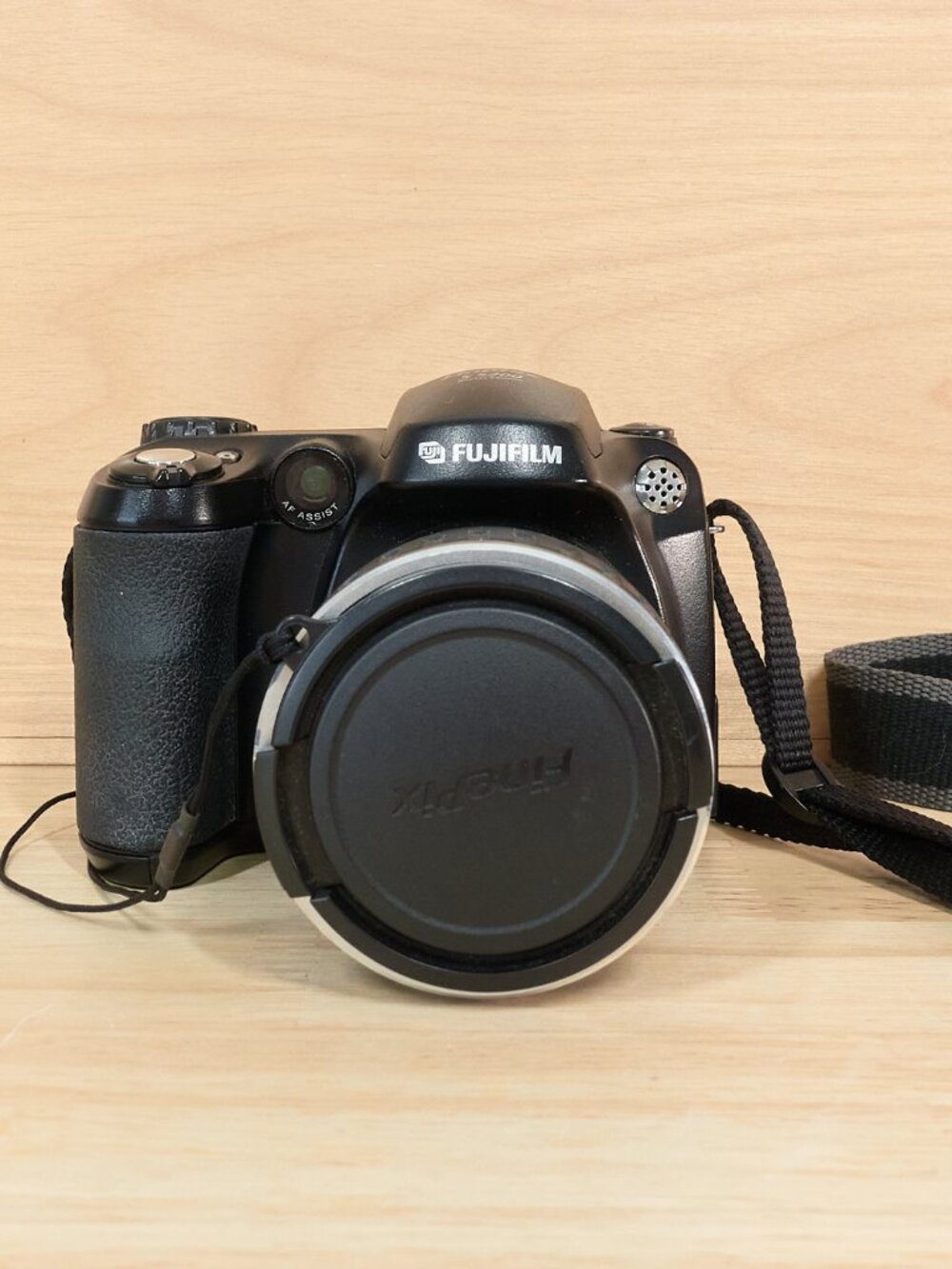 Fujifilm FinePix S5200 5.1MP 10x Zoom Digital Camera Tested